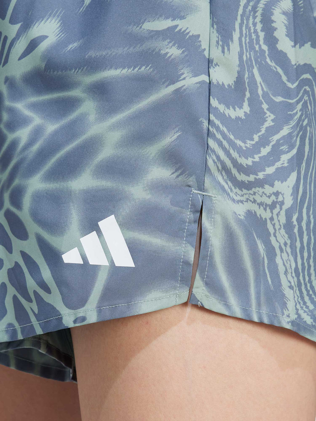 ADIDAS PERFORMANCE Къси панталони Train Essentials Allover Print