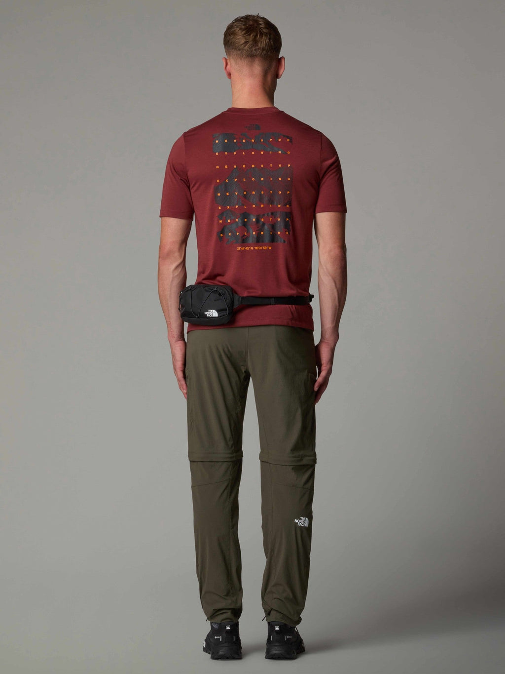 THE NORTH FACE Тениска M FOUNDATION MOUNTAINS FACES TEE
