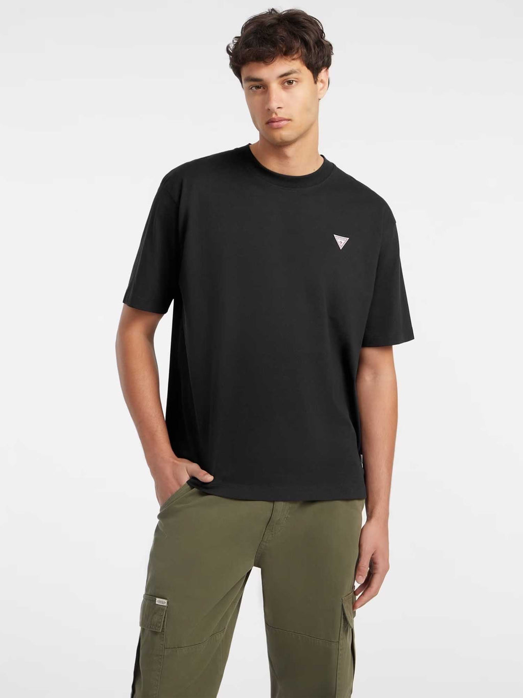 GUESS JEANS Тениска GJ SS CN OS MINI TRIANGLE TEE