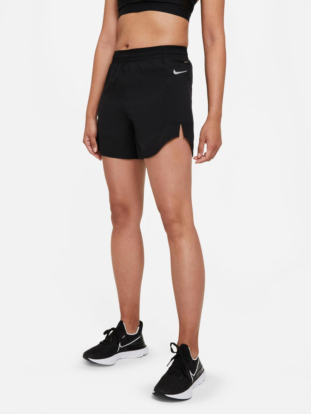 NIKE Къси панталони W TEMPO LUXE 5IN